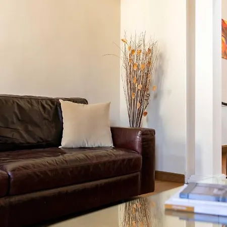 Modern, Bright Near Boboli Gardens & Santo Spirito - Homeunity * Флоренция