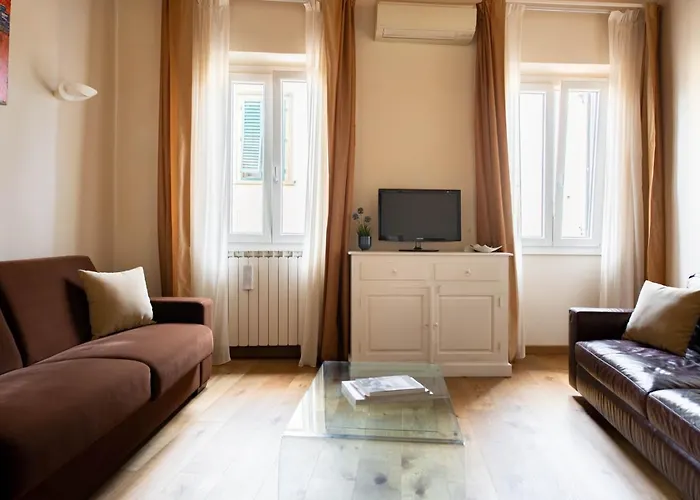 Modern & Bright In Oltrarno, Steps To Boboli & Pitti Lejlighed Firenze