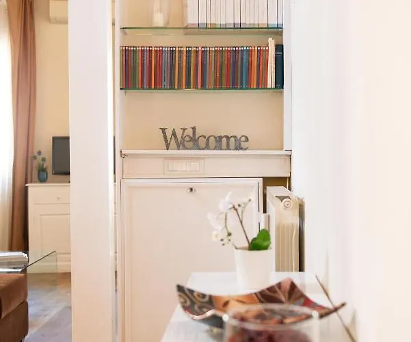 Lejlighed Modern & Bright In Oltrarno, Steps To Boboli & Pitti Firenze