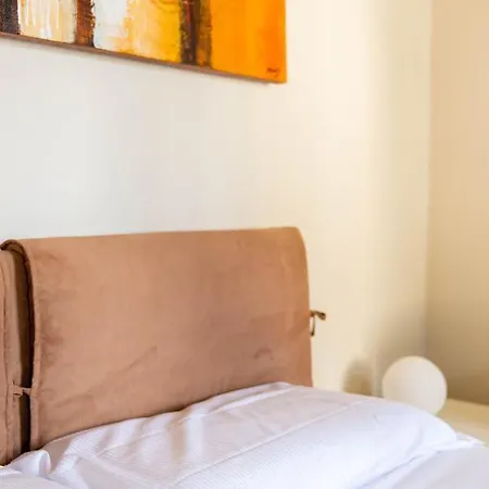 Modern, Bright Near Boboli Gardens & Santo Spirito - Homeunity * Φλωρεντία