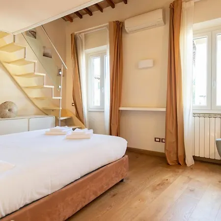 Modern, Bright Near Boboli Gardens & Santo Spirito - Homeunity Διαμέρισμα Φλωρεντία